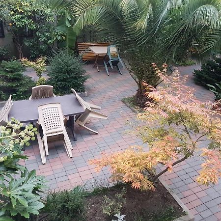 Guesthouse 97 In Batumi Zewnętrze zdjęcie
