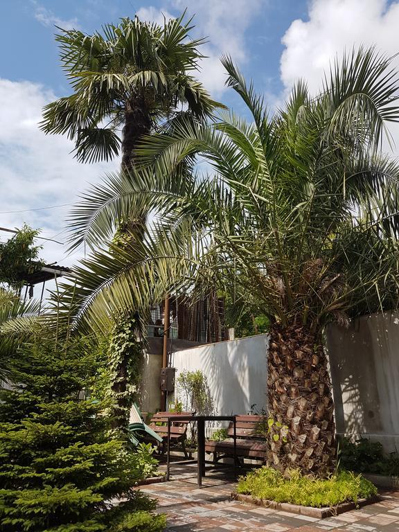 Guesthouse 97 In Batumi Zewnętrze zdjęcie