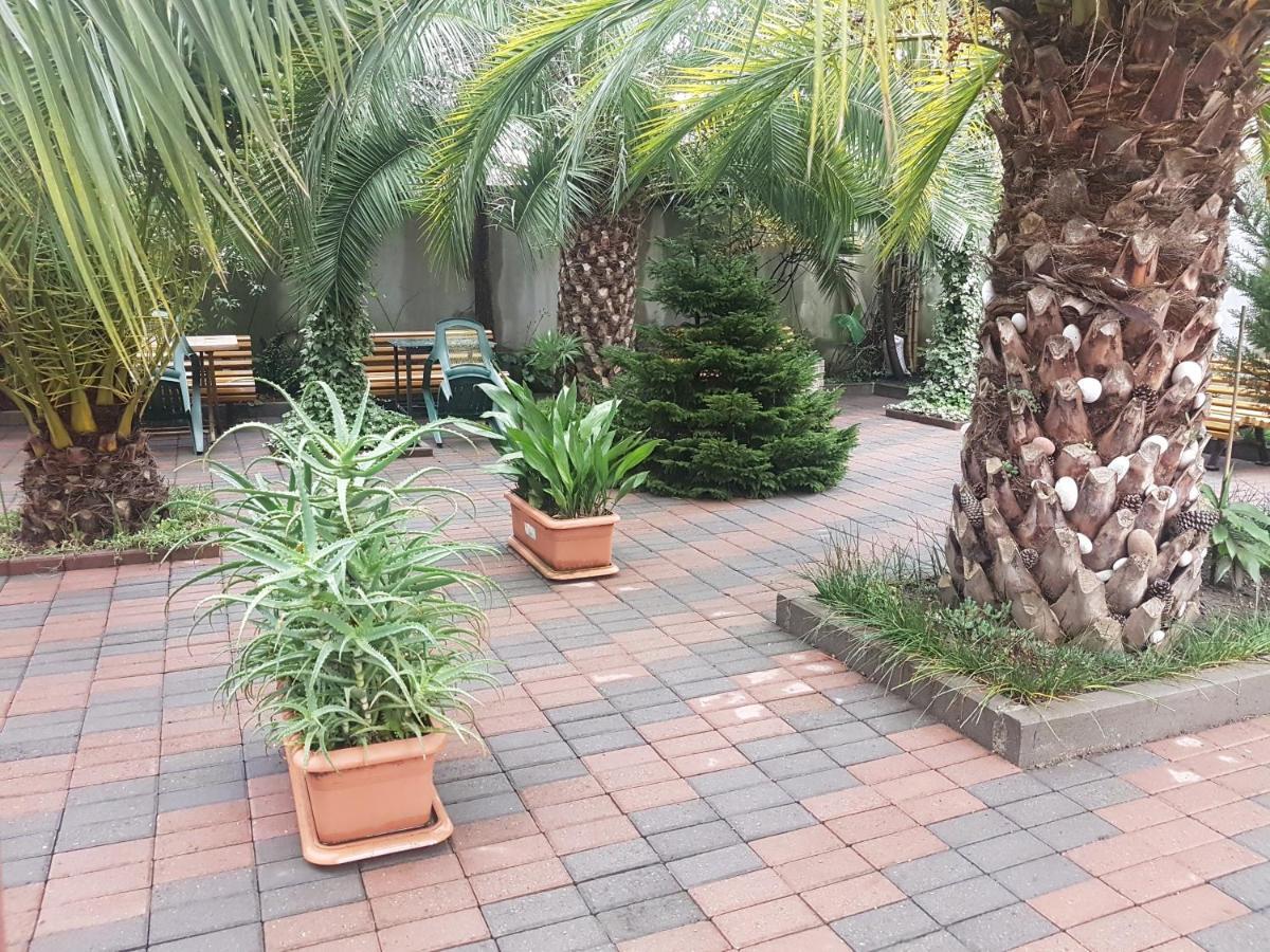 Guesthouse 97 In Batumi Zewnętrze zdjęcie